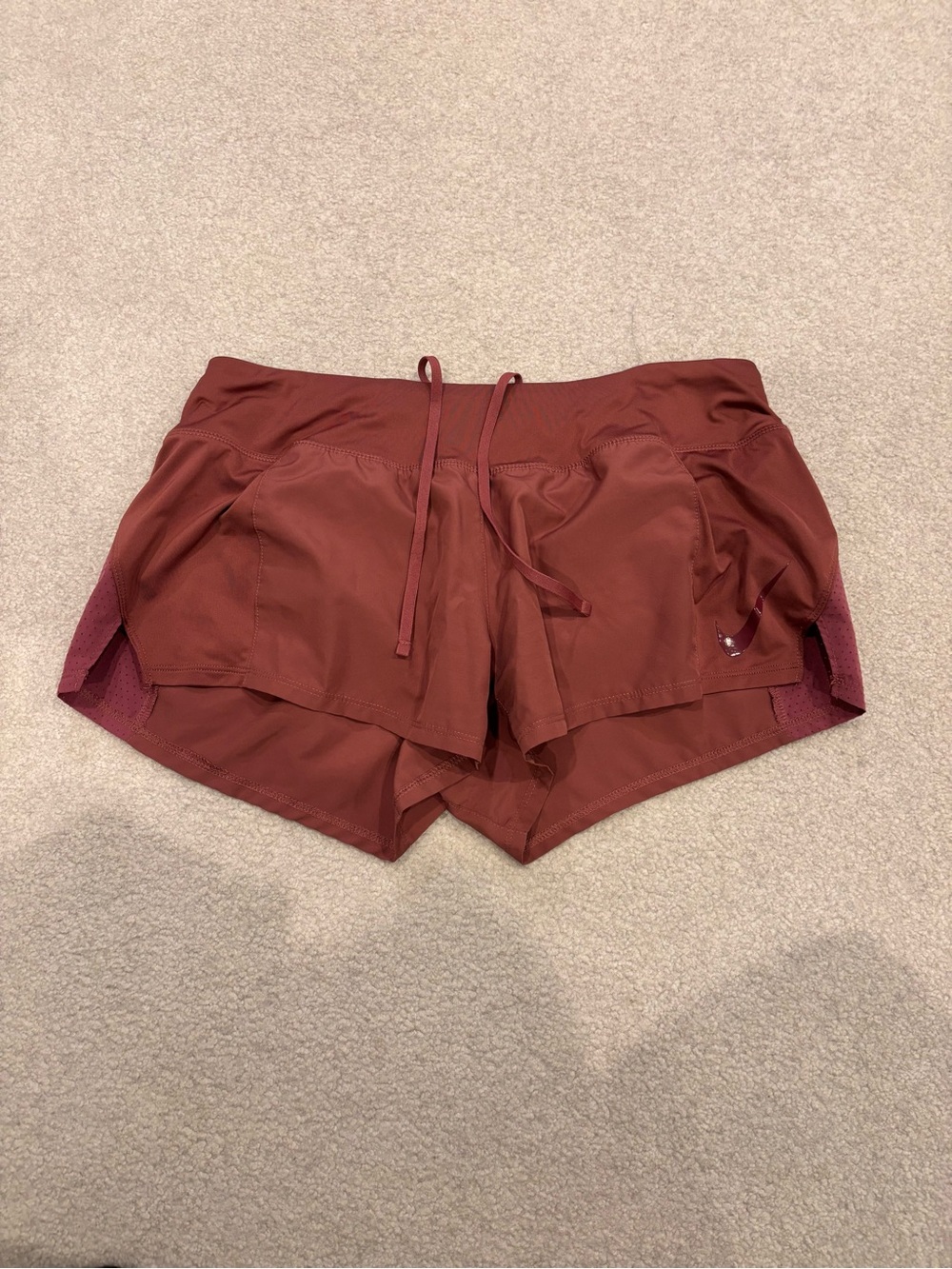 NIKE, Maroon Women’s Activewear Shorts with Drawstring, Size Large